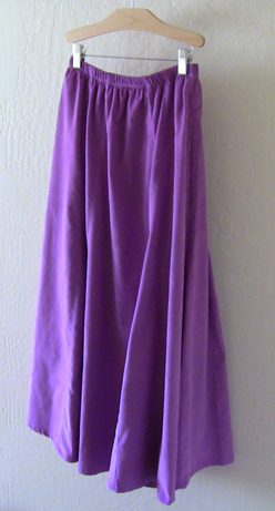 Modest skirt with pockets in Amethyst Corduroy